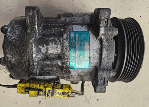 Citroen  C8 Peugeot 807 2.2 HDI sprężarka kompresor klimatyzacji 1