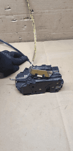 Zamek drzwi prawy tył tylny Audi A6 C5 4B0839016B 1