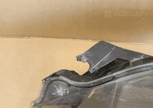 Lampa lewa lewy reflektor toyota yaris iii 3 lift 14-17 2
