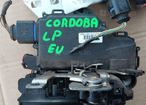 VW Polo 9N Seat Ibiza Cordoba Fabia Roomster zamek drzwi przod przednich   prawy lewy 3