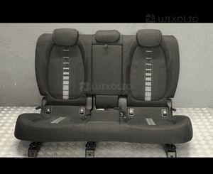 Bmw X1 F48 tylna kanapa siedzisko oparcie 5