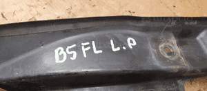 Osłona błotnika lewy przód VW Passat B5 FL 3B0821111B 6