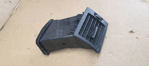 Kratka nawiewu powietrza lewa Mercedes W245 A1698300254 3