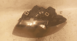 Przod przednia lampa lewa audi A6 B6 cabrio 2