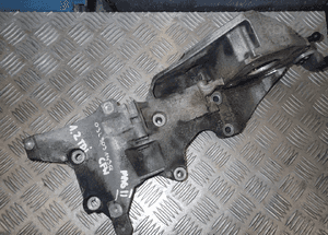 Łapa wspornik alternatora vw skoda audi seat 1,2 tdi cfw 03L903143Q radom 1