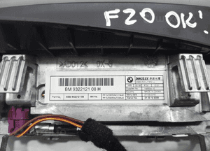 Ekran wyświetlacz radia deski bmw 1 ii F20 9322121 2015-2019 lift 5