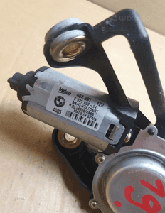 SILNIK WYCIERACZEK TYŁ BMW 1 E81 6921959 3