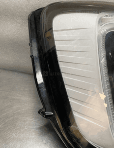 Lampa prawy przod renault master iv 260105567R org 2