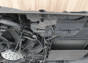 Pas Przedni Wzmocnienie Czołowe Chlodnice Wentylator 2.0 ALT 130KM AUDI A4 B6 Sedan Kombi 8E0805594B 13