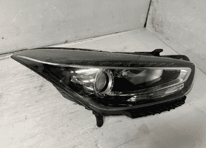 Reflektor prawy hyundai I40 lift soczewka led uk 921023ZXXX 1