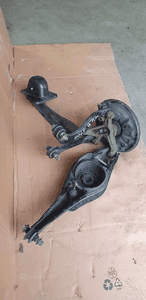 Zwrotnica prawy tył tylna prawa kompletna VW Golf VIII 8 Kombi 5