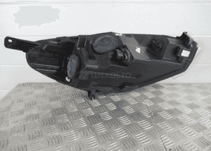 Lampa przednia przód lewa ford fiesta MK8 viii 2017- 6