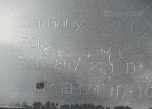 Zderzak przedni przód vw passat B8 r-line 3G0 3G0807221D 2014-2019 10