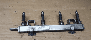Listwa wtryskowa wtryski Mazda 6 1.8 2.0 16V 6M8G-9D280-AA 3
