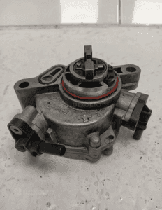 FORD CITROEN PEUGEOT 1,6 POMPA VACUM WACUM 4