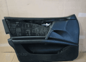 Tapicerka boczek drzwi lewy przód Mercedes W210 1
