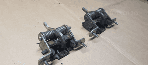 Ogranicznik drzwi prawy lewy tył tylny Ford Transit Connect 2T14-V44100-AH 2