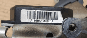 Pas bezpieczeństwa napinacz prawy tył Mercedes GL X166 W166 A16686010858 A1668601085 4