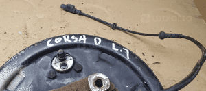 Zwrotnica piasta bęben lewy tył tylny lewy Opel Corsa D 4