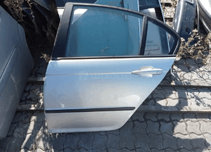 drzwi lewe tył bmw e 46