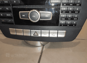 Mercedes W204 lift c-klasa radio cd nawigacja navi radioodtwarzacz stan bdb 7
