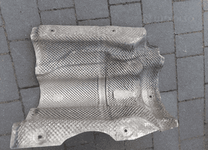 Osłona termiczna Mercedes C Klasa W204 2.2cdi 2044710187 2