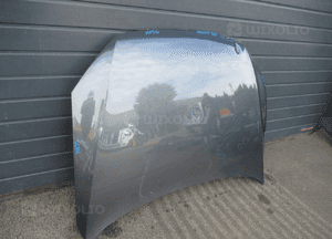 Maska pokrywa silnika vw passat B7 2010- 2