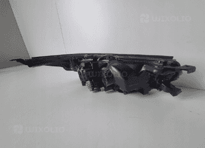 Toyota Highlander 2018 Lampa przednia L - 4413 6
