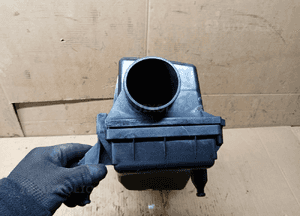 Obudowa filtra powietrza Ford Mondeo MK3 1.8 16V 1S71-9600-AE 4