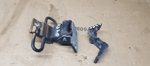 Zawias zawiasy drzwi prawy przód para VW Golf IV 4 1