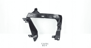 Mitsubishi L200 vi 2019- atrapa ramka halogen zderzaka prawy przód 6400J284 1