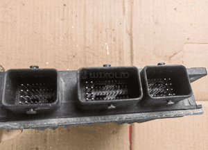 Komputer sterownik silnika 8200498185 8200623251 renault 3