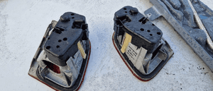 BMW E46 sedan lampy tylne w klapę 2