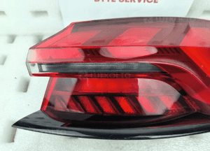 Audi e-tron gt lampa tylna prawa 4J3945092 2