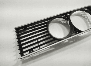 Grill atrapa osłona lampy prawa przód przednia bmw 7 E23 1977-1986 3