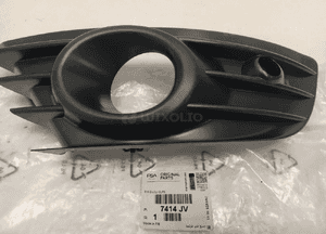 Citroen C4 vts kratka grill halogenu zderzaka przód lewy pdc 4