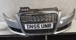 Zderzak przód przedni do audi A4 B7 halogeny grill s line LY7W srebrny 1