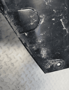 ATRAPA GRILL ZNACZEK Nissan Juke I F15 lift 14- 9