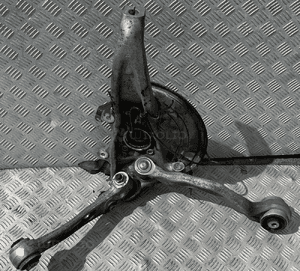 ZWROTNICA PIASTA LEWY PRZOD BMW 7 G11 G12 XDRIVE 3