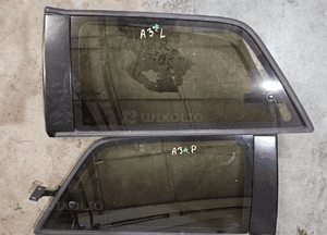 Audi A3  8L szyba boczna  prawa  lewa 3D 1