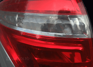 Citroen C4 I Picasso lampa tyl prawa  lewa w błotnik 7
