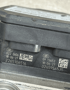 Pompa abs renault master iii 3 476609378R org fv 4