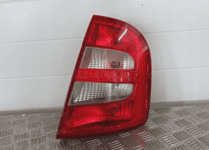 Lampa tylna tył prawa skoda fabia i hb 6Y6 1999- 1