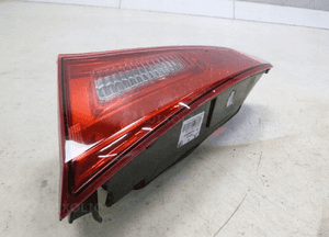 Alfa romeo gulietta lampa tylna tył prawa w klape 6