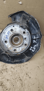 Zwrotnica piasta prawy tył tylna BMW 1 E87 1