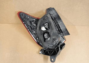 Lampa prawa tylna prawy tył toyota yaris iii 3 lift 17-19 2