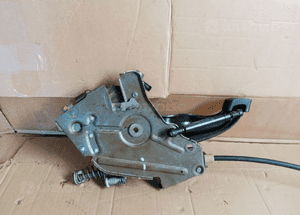 Pedał hamulca ręcznego linka VW Touareg 7L0721797E 2