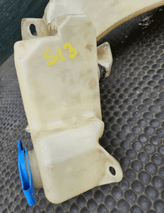 Zbiorniczek Płynu 8E5955451 8E0955453 Spryskiwaczy Zbiornik Pompka Czujnik AUDI A4 B6 Sedan Kombi 4