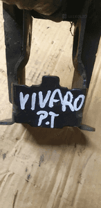 Łapa mocowanie belki prawy tył Opel Vivaro B Trafic III 93452777 551A61666R 6