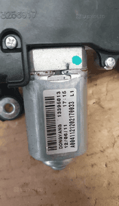 SILNICZEK WYCIERACZKI TYLNEJ  OPEL ASTRA J  nr 13256917 2